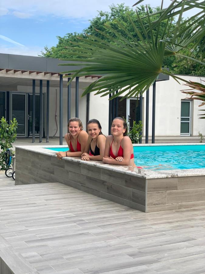 Hotel Mohacsi Wellness Vendeghaz Es Lovasklub Exterior foto